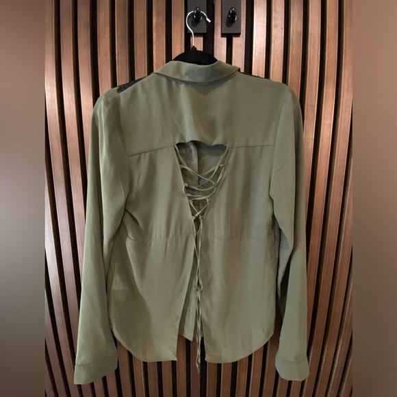 Guess | Sheer Button Down Top | Size S | Green - Picture 2 of 4